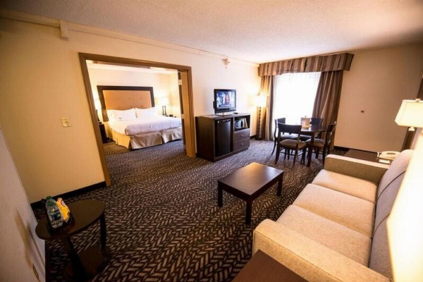 Holiday Inn Little Rock-Airport-Conference Center image 29